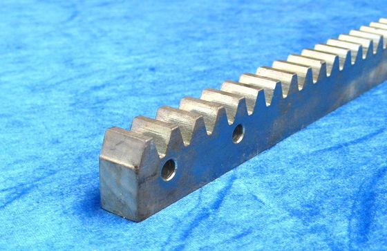 Galvanizli çelik dişli rafı ve dişlisi, 30 mm yüksekliğinde kütük raylı havalandırma rafı