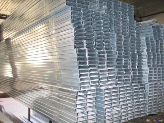 ASTM / GB / JIS 80-180g / m2 เคลือบสังกะสีครอบคลุมช่อง CD60X27 โปรไฟล์เหล็กชุบสังกะสี