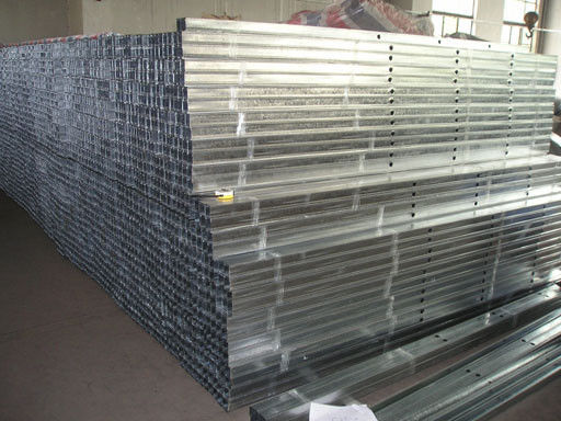 ASTM จุ่มร้อน / GB / JIS สนับสนุนช่อง UW50X40 เหล็กชุบสังกะสีโปรไฟล์กระดูกงู
