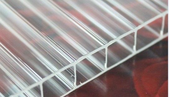 Transparentes Oberlicht-Handelsgewächshaus-Polycarbonats-Höhlen-Blatt-UVüberzogenes