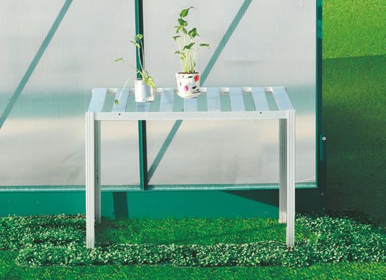 Pezzi di ricambio della serra della struttura ed accessori di alluminio, fase del giardino con la singola fila